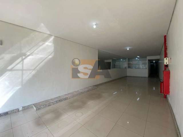 Salão Comercial de 200m² com 11 salas no Centro de Itaquaquecetuba/SP.