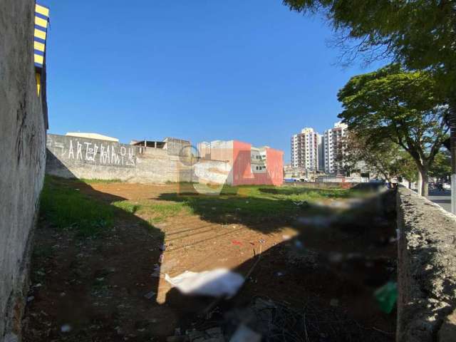 Terreno Comercial; de esquina; na Glicério em Suzano/SP.