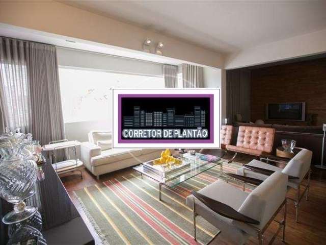 Lindo e finamente renovado sendo 3 quartos 1 suite 2 vagas 105 m² valor R$ 795.000,00.