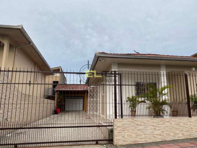 Casa à venda, semi-mobiliada com piscina, 03 dormitórios no Sertão do Maruim - São José