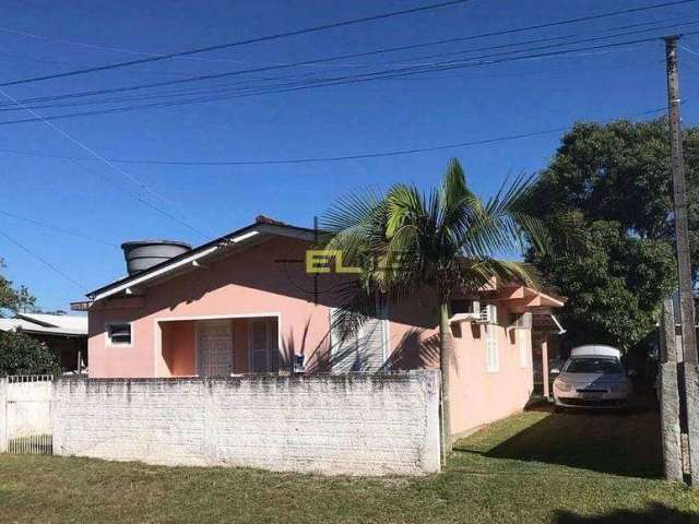 Casa à venda, na praia com 03 dormitórios na Passagem do Maciambú - Palhoça