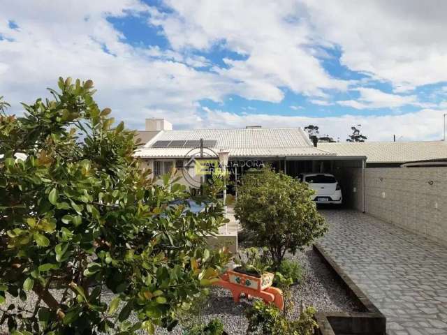 Casa à venda, na praia do Sonho, semi-mobiliada, de 3 dormitórios e piscina na Enseada de Brito, em