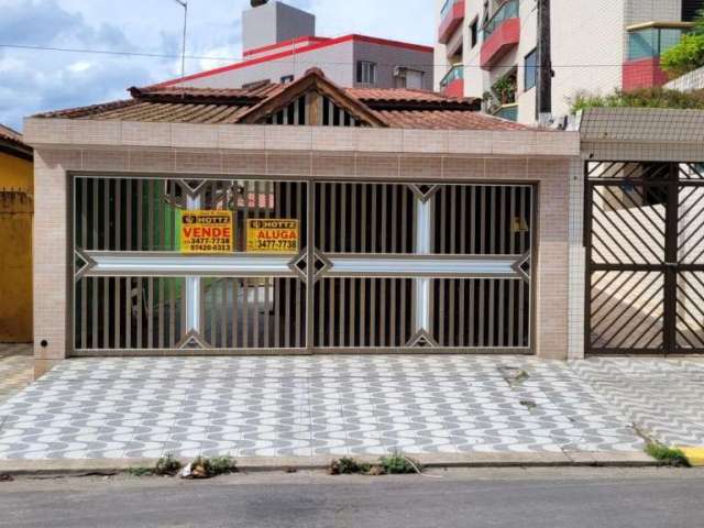 Casa Isolada com Área de Churrasqueira