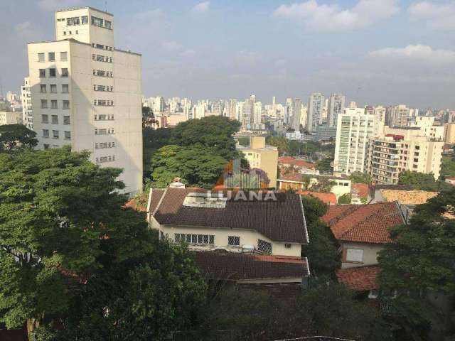 Lindo apto. Vista para o Museu