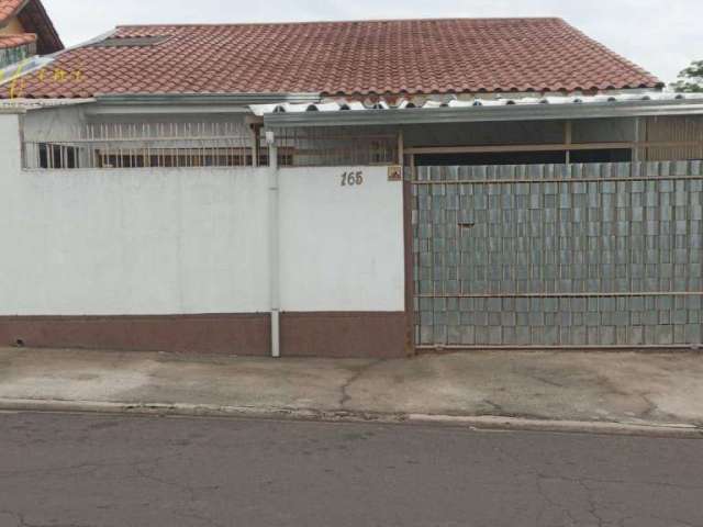 Casa com 3 dormitórios, sendo 1 suíte à venda, 220 m² por R$ 630.000 - Éden - Sorocaba/SP