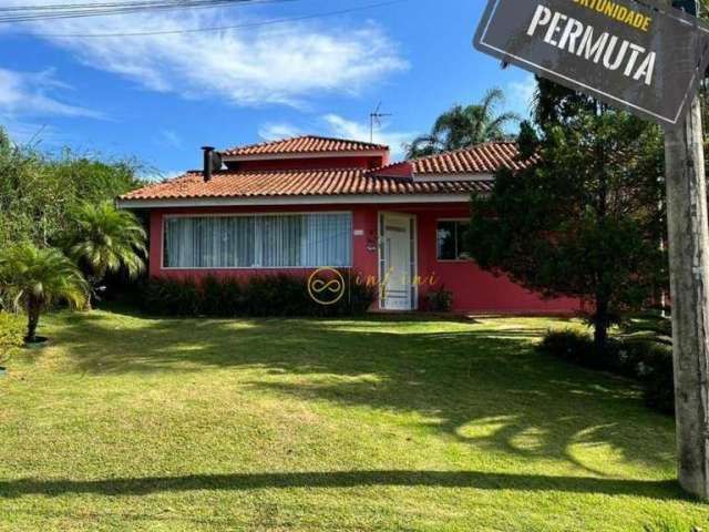 Casa Térrea de Condomínio com 3 dormitórios, sendo 1 suíte  à venda, 300 m² por R$ 1.500.000 - Condomínio Portal do Sabiá - Araçoiaba da Serra/SP