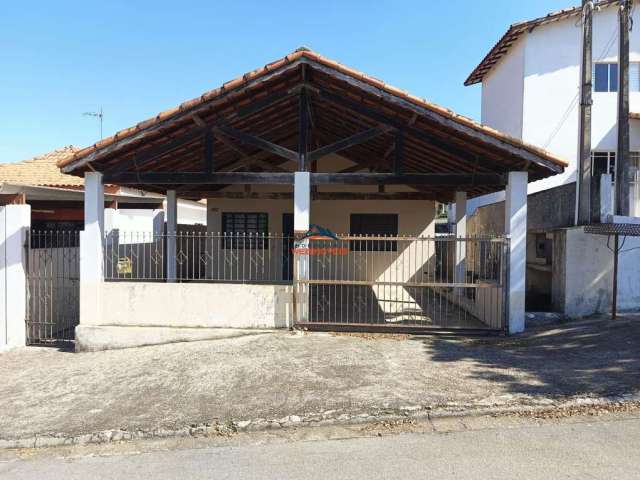 Casa em condomínio fechado com 2 quartos para alugar na Avenida Ivo Mário Isaac Pires, 1884, Jardim Rio das Pedras, Cotia por R$ 3.000