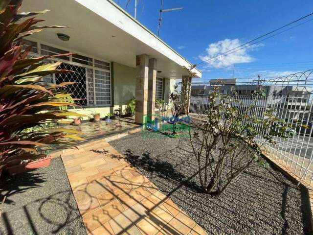 Linda Casa de Esquina a Venda com 3 Quartos, Castelinho, Piracicaba - SP