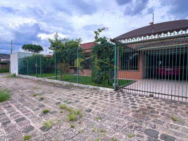 Casa à venda em Curitiba, Rebouças, com 3 quartos, com 198.96 m²