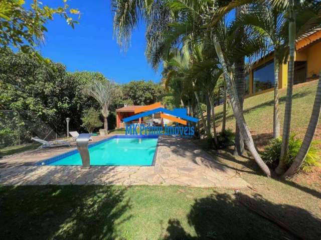 Fazendinha - 4d/2s TÉRREA privativa. Natureza, gourmet, piscina e VISTA!