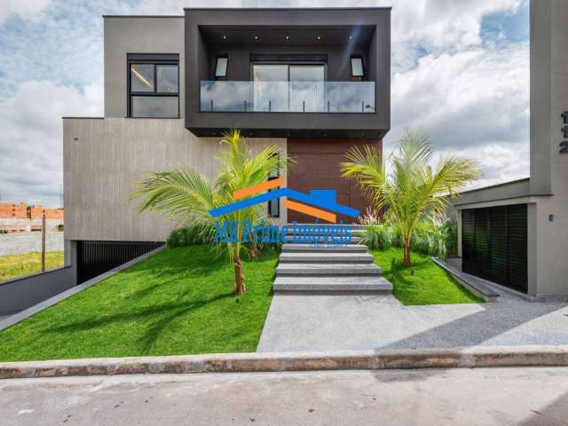 Linda Casa Nova com 486m² em um dos Melhores Condomínios da Granja Viana.