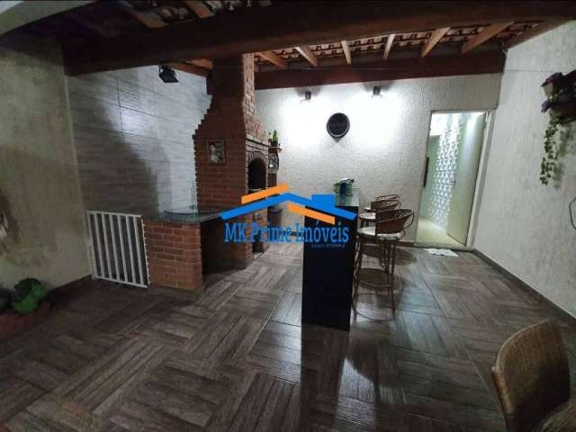 Excelente sobrado com 3 dormitórios , com a/t 300m² no Jardim D&amp;apos;Abril