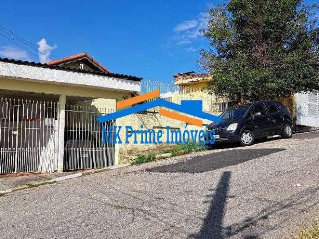 Ótimo terreno 267 m2 no Alto de Quitaúna com 3 casas - Renda  2.500,00