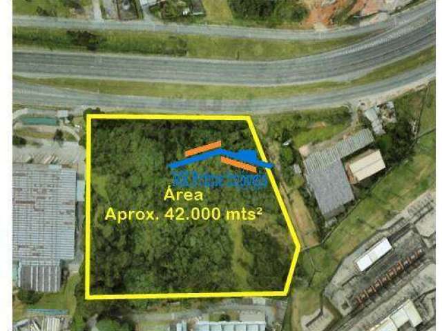 Área/Terreno Aprox. 42.000 mts² - as margens da Rod. Anhanguera Próx. a SP