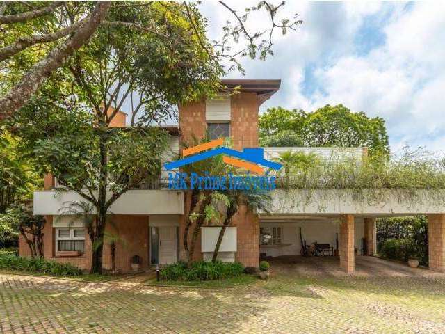 Casa em Condomínio em Jardim Cordeiro com 1.100m², 4 suítes, 5 vagas!