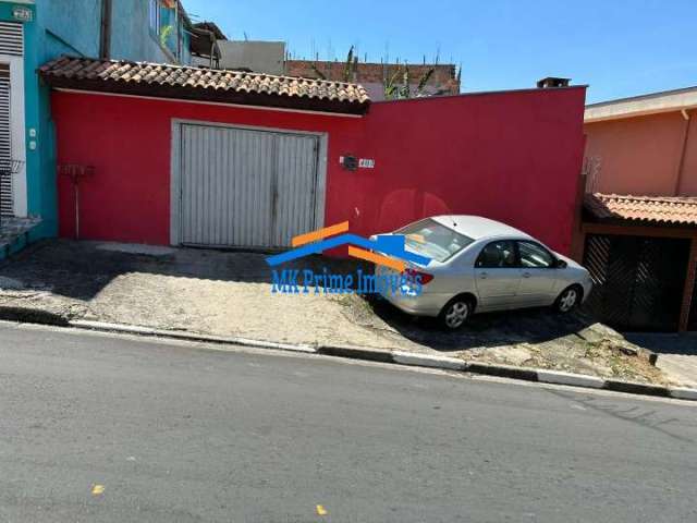 Casa Térrea em terreno 10 X 25 com 03 dormitórios - Financia 600.000,00.