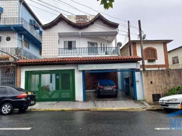 Sobrado Residencial/Comercial com 3 dorm sendo 2 suítes