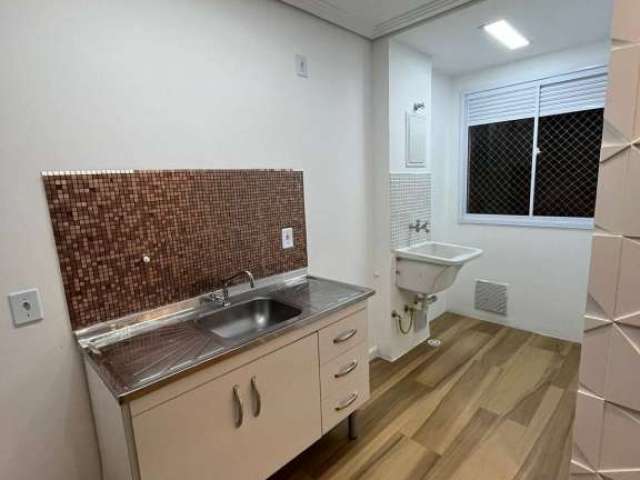 Apartamento sendo 2 dormitórios, 1 banheiro social, sala, cozinha, 1 vaga.