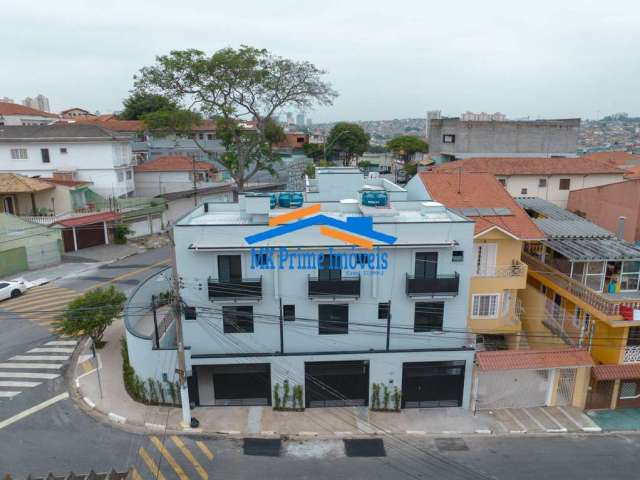 Sobrado Novo sendo 3 Dormitórios, 1 Suíte, 3 Vagas na Vila Osasco.