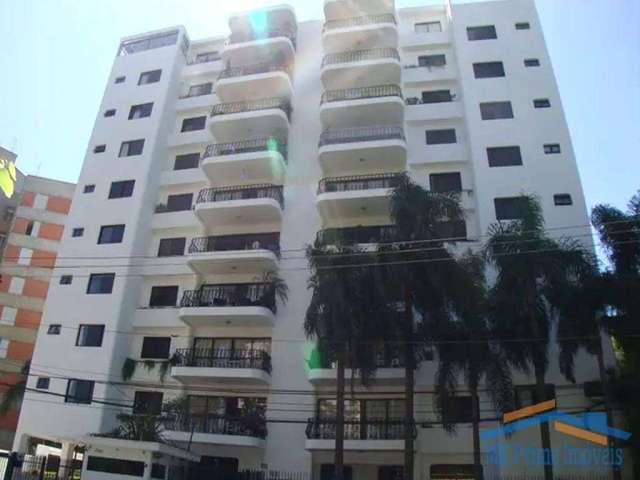 Apartamento 194m² com 3 suítes no Ed. Priscila no São Francisco.