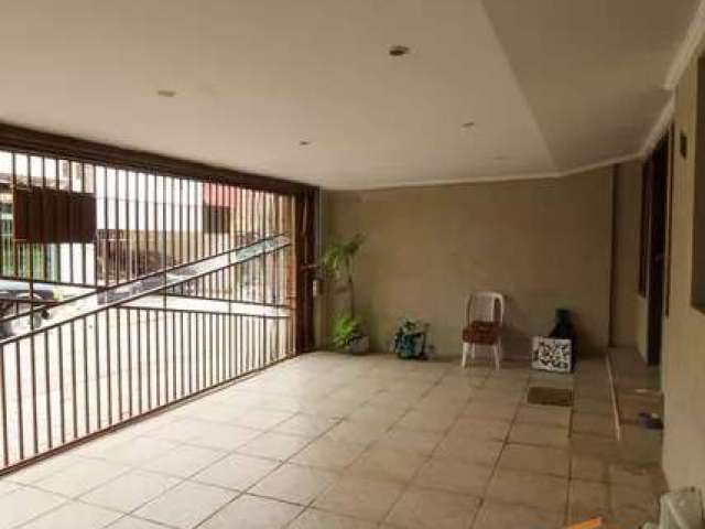 Casa Térrea à venda com 4 quartos e 2 vagas - Continental $850.000,00