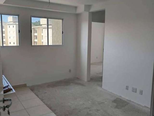 Lindo apartamento com 2 dormitórios no Residencial das Rosas, Osasco/SP.