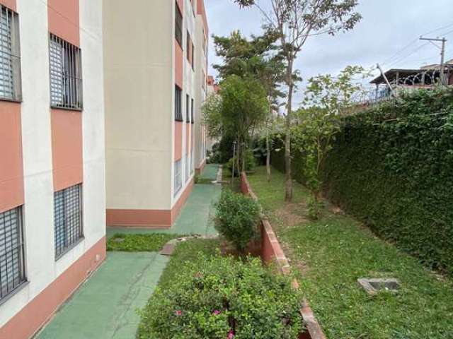 Apartamento com 57 m² no Residencial Ilha do Sol.