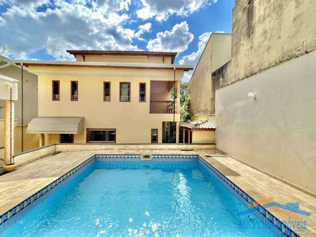 Cond São Paulo II - Sobrado 3 dorms/1ste. Piscina, churrasqueira, lareira!