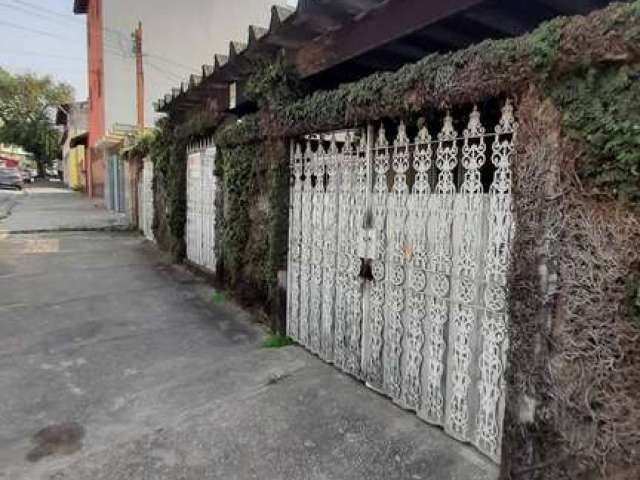 Terreno com casa antiga, jardim das flores, Osasco.