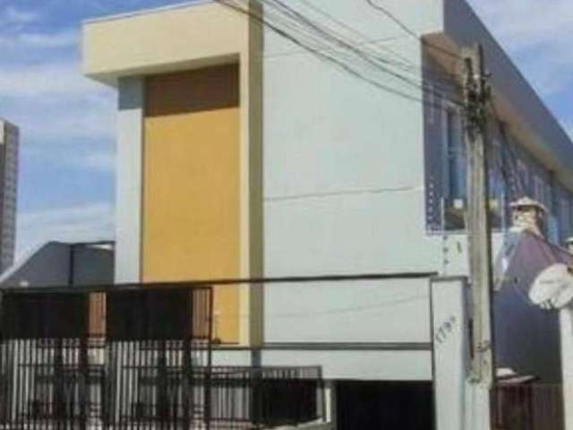 Lindo Sobrado em Condomínio (Villagio) 72 m²  2 dorm. 1 vaga - Jaguaribe