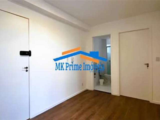 Apartamento com 2 quartos, sala, cozinha, banheiro e 2 varandas.