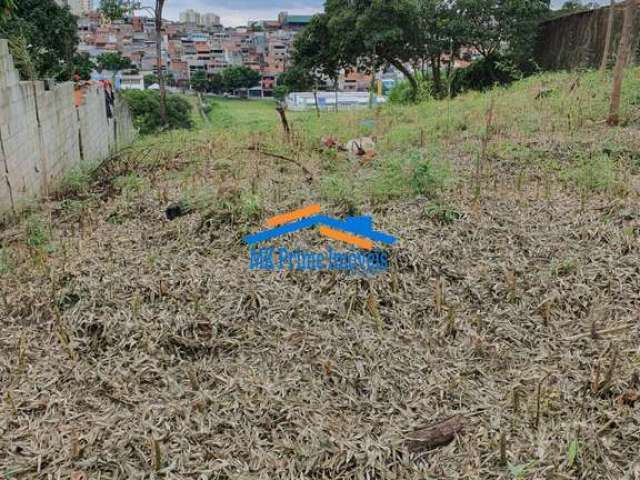 Terreno com leve declive 989 mts² com 20 mts de frente Beirando o rodoanel