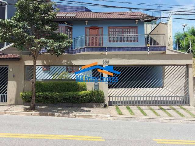 Casa na City Bussocaba com ótimo acabamento em Granito e Madeira.