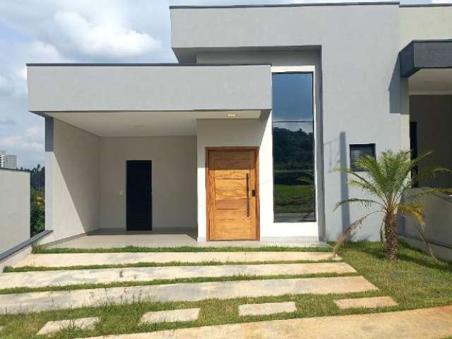 Lindo Casa Térrea de  147m² à venda no excelente  Condomínio  Fechado Gran Reserve em  Indaiatuba- SP.