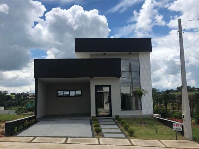 Lindo Casa Térrea de  140m² à venda no excelente  Condomínio  Fechado Gran Reserve em  Indaiatuba- SP.