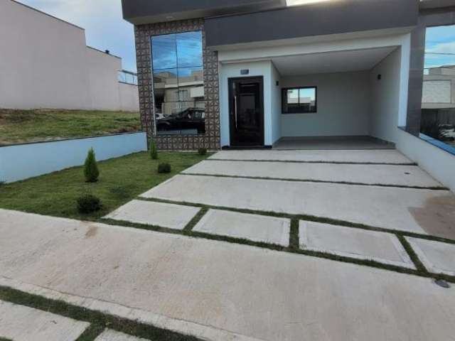 Linda Casa Térrea de 136m² de  área Construída e Terreno 200m2 à venda no excelente Condomínio Fechado  Brescia em Indaiatuba- SP.