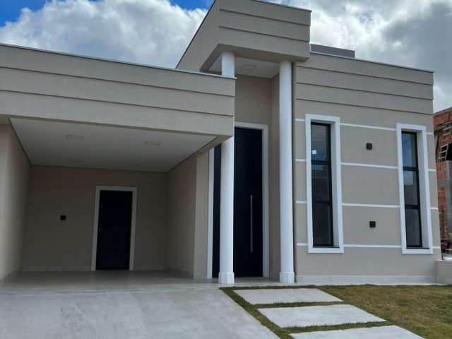 Linda Casa Térrea de 112m²  de área  Construída à venda no excelente Condomínio Fechado Terra de São Francisco - Sorocaba - SP.