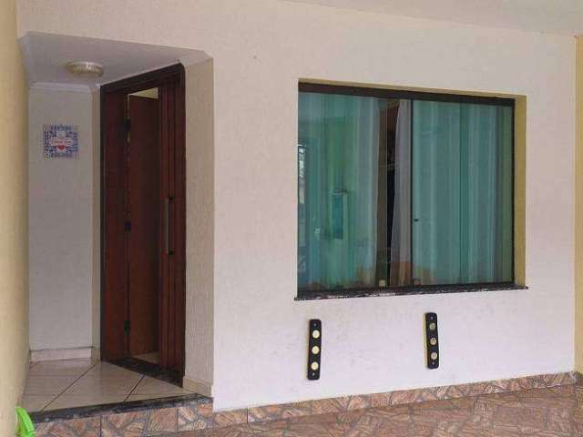 Sobrado á Venda de 175m² com 03 Dormitórios, no excelente Bairro Démarch - São Bernardo do Campo.