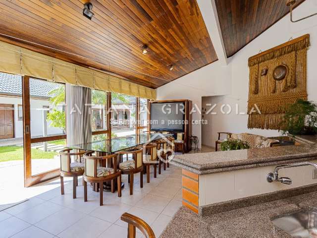 Casa à venda por R$ 4.200.000 no Centro - São José dos Pinhais/ PR