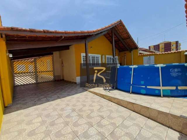 Casa com 4 dormitórios sendo 2 suíte , edícula e espaço para fazer piscina  R$ 500.000.00- Balneário Três Marias