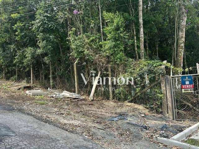 Terreno à venda no Bairro Cachoeira - Curitiba/PR