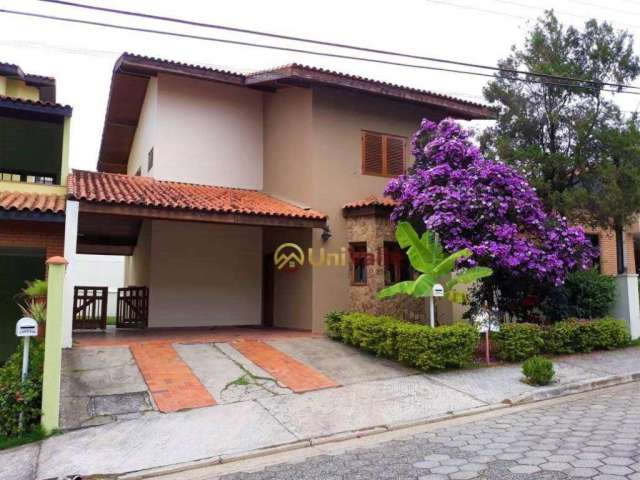 Sobrado com área gourmet e amplo quintal gramado, com 3 dormitórios, 180 m² - venda por R$ 750.000 - Condomínio Portal da Mata - Caçapava/SP