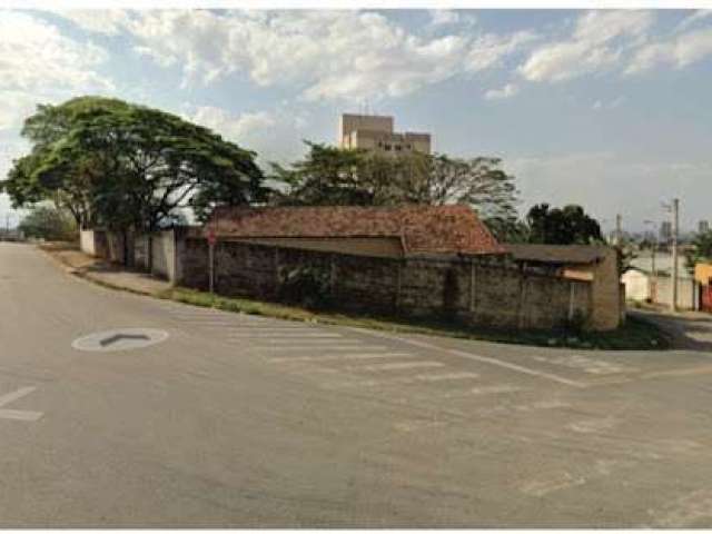 Área à venda, 1700 m² por R$ 1.100.000,00 - Cidade Jardim - Taubaté/SP