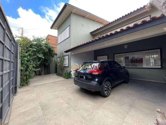 Casa com 3 dormitórios, 256 m² - venda por R$ 960.000,00 ou aluguel por R$ 5.500,00/mês - Jardim das Nações - Taubaté/SP