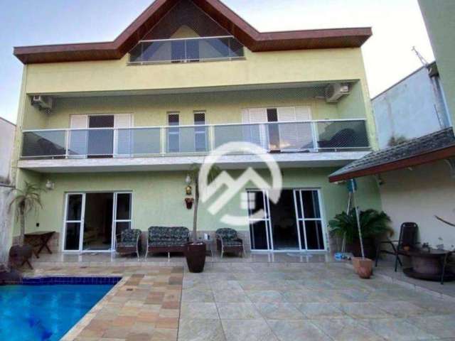 Casa com 3 dormitórios à venda, 282 m² por R$ 690.000,00 - Vila Santos - Caçapava/SP