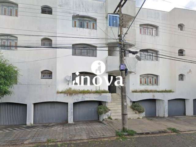 Apartamento à venda, 2 quartos, 1 suíte, 3 vagas, Boa Vista - Uberaba/MG