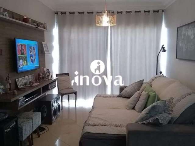 Apartamento à venda, 3 quartos, 1 suíte, 1 vaga, Centro - Uberaba/MG