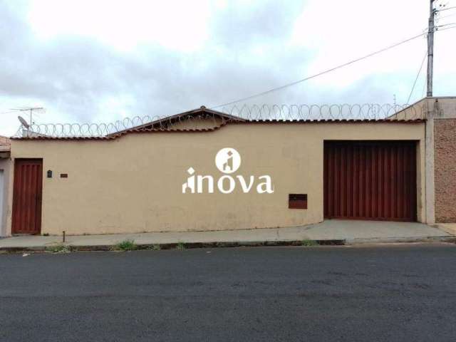 Casa à venda, 4 quartos, 1 suíte, 6 vagas, Grande Horizonte - Uberaba/MG