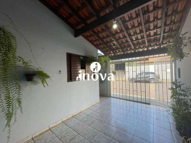 Casa à venda, 2 quartos, 1 vaga, Induberaba - Jardim - Uberaba/MG