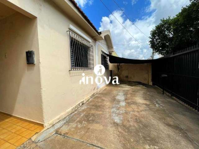 Casa à venda, 3 quartos, 3 vagas, Maria Helena - Vila - Uberaba/MG